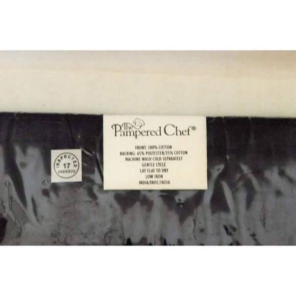 Pampered Chef Tiles Placemats Set of 2 Reversible Purple Cotton NEW Sealed - Picture 4 of 6